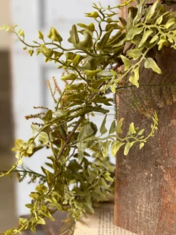 6' Bracken Fern Garland 5 6' Bracken Fern Garland -Home Decor Shop V9621 4b10cae8 5186 44c9 af98 17b23bdaee39 scaled